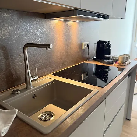 Mk Living And Apartmán *